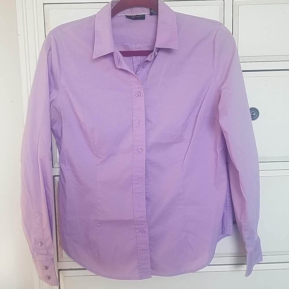 💥3/$10💥New york & co. lavender button down